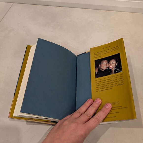 The Soul of a Butterfly: Reflections on Life's Journey Muhammad Ali,Hana Yasmeen - Picture 7 of 8